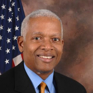 “Por mi color de piel fui tratado de forma distinta en Colombia”: Henry “Hank” Johnson