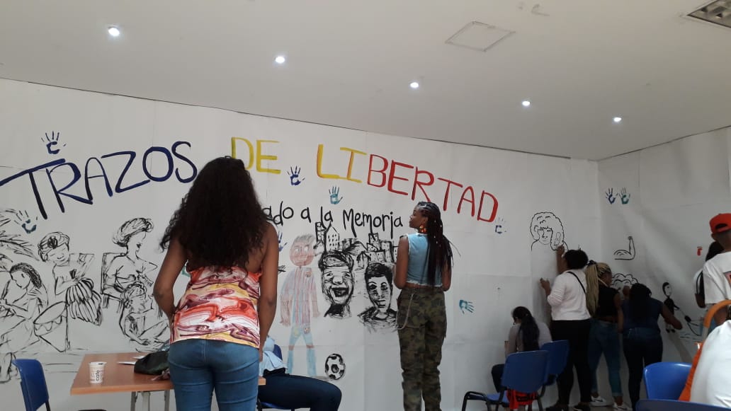 SEGUIMOS BOGANDO ENTRE SABERES LAS Y LOS RENACIENTES.