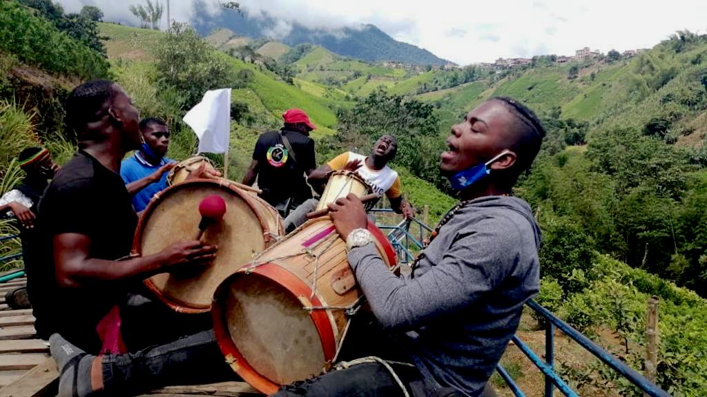 Una Caravana diversa y multicolor por el territorio ancestral caucano